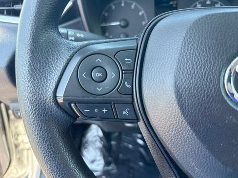 Used 2024 Toyota Corolla LE FWD image 9