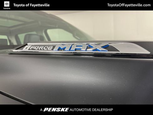 Used 2024 Toyota Tundra Limited AWD/4WD image 8