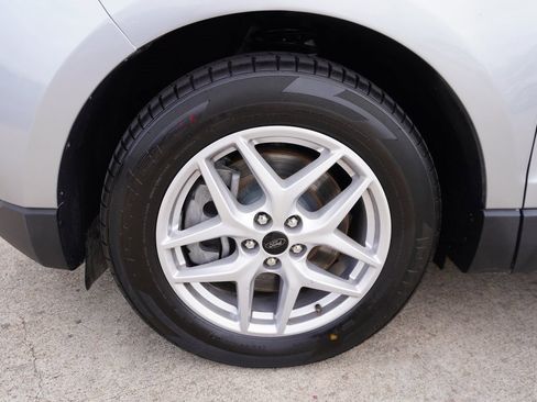 Certified 2024 Ford Edge SEL image 23