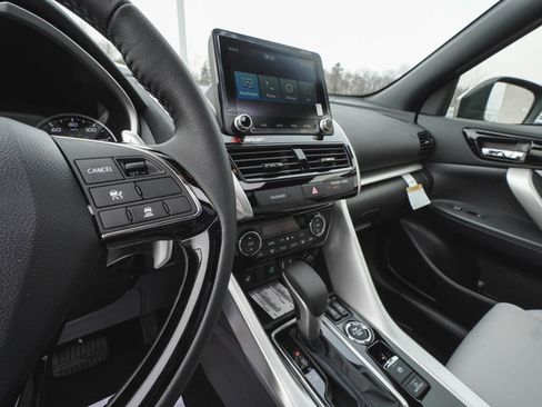 New 2026 Mitsubishi Eclipse Cross SEL image 17