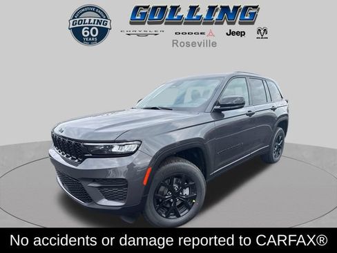 Used 2025 Jeep Grand Cherokee Altitude AWD/4WD image 1
