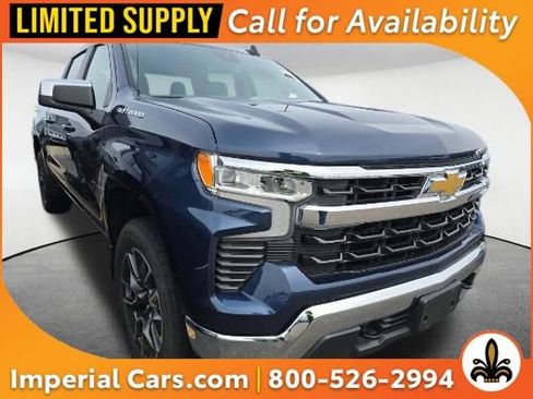 Used 2023 Chevrolet Silverado 1500 LT image 1