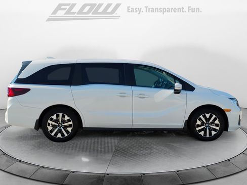 Certified 2026 Honda Odyssey EX-L image 8