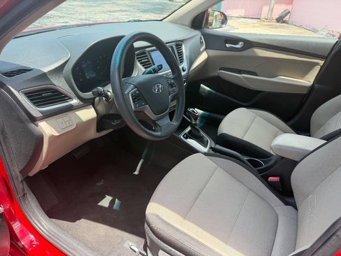 Used 2020 Hyundai Accent SEL FWD image 6
