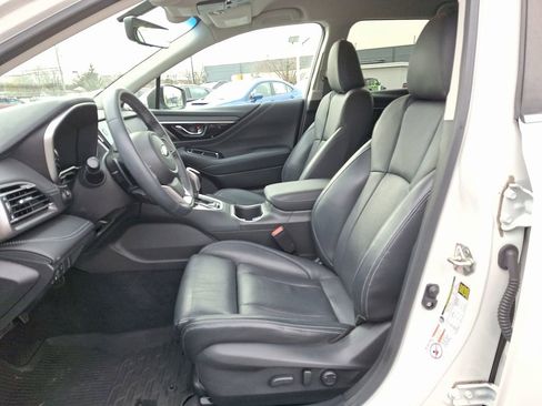 Used 2020 Subaru Outback Limited image 16