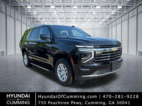 Used 2025 Chevrolet Tahoe LT AWD/4WD image 1