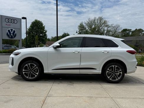 New 2026 Audi Q5 Premium AWD/4WD image 6