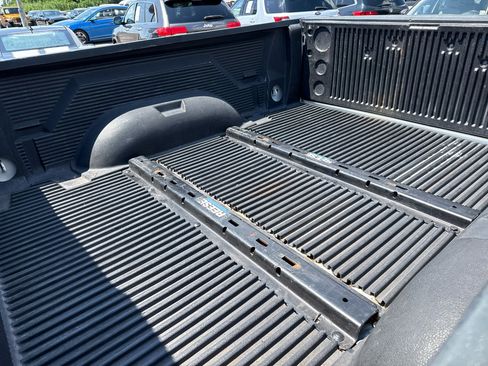 Used 2017 RAM 2500 SLT image 20