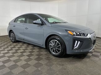 Used 2021 Hyundai Ioniq Limited video 2