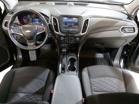 Used 2020 Chevrolet Equinox LT image 9