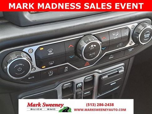 Used 2023 Jeep Gladiator Overland image 23