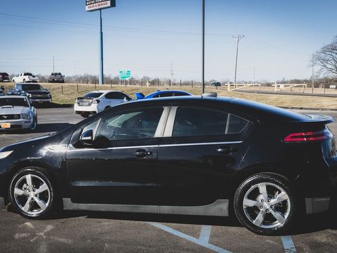 Used 2015 Chevrolet Volt Premium w/ Premium Trim Package image 6