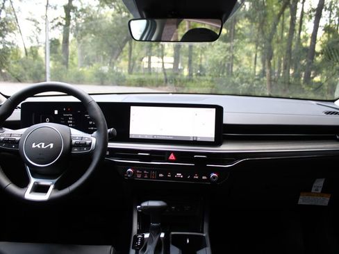 New 2026 Kia K5 EX image 23