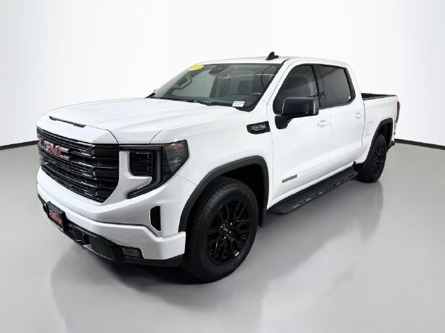 Used 2025 GMC Sierra 1500 Elevation AWD/4WD image 3