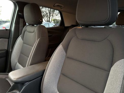 Used 2024 Chevrolet TrailBlazer LT image 24