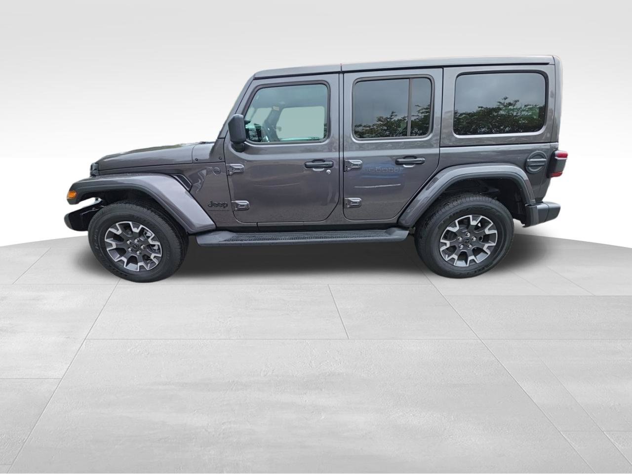 New 2026 Jeep Wrangler Unlimited Sahara AWD/4WD image 4