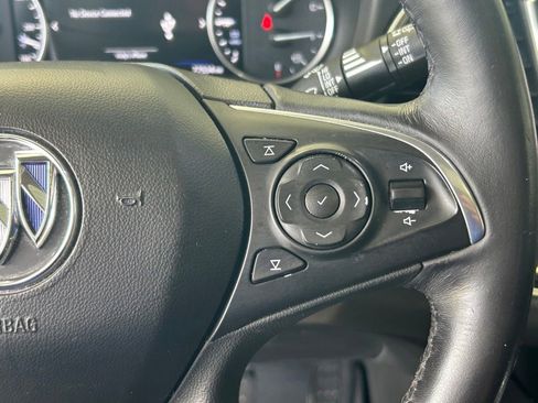 Used 2020 Buick Enclave Avenir w/ Avenir Technology Package FWD image 39
