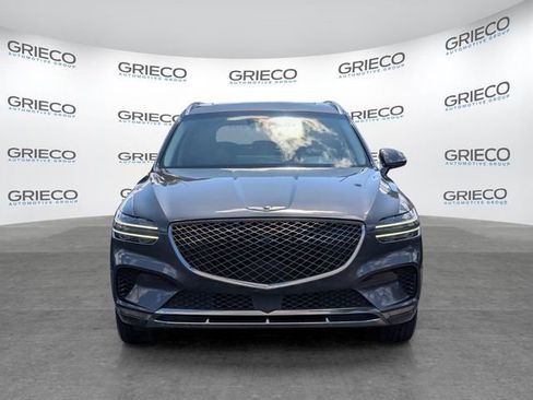 Used 2022 Genesis GV70 2.5T w/ Advanced Package AWD/4WD image 2