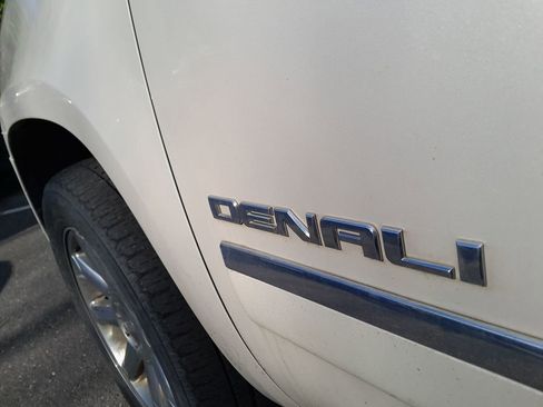 Used 2012 GMC Yukon Denali AWD/4WD image 49