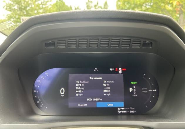 Used 2024 Volvo XC90 T8 Plus AWD/4WD image 11