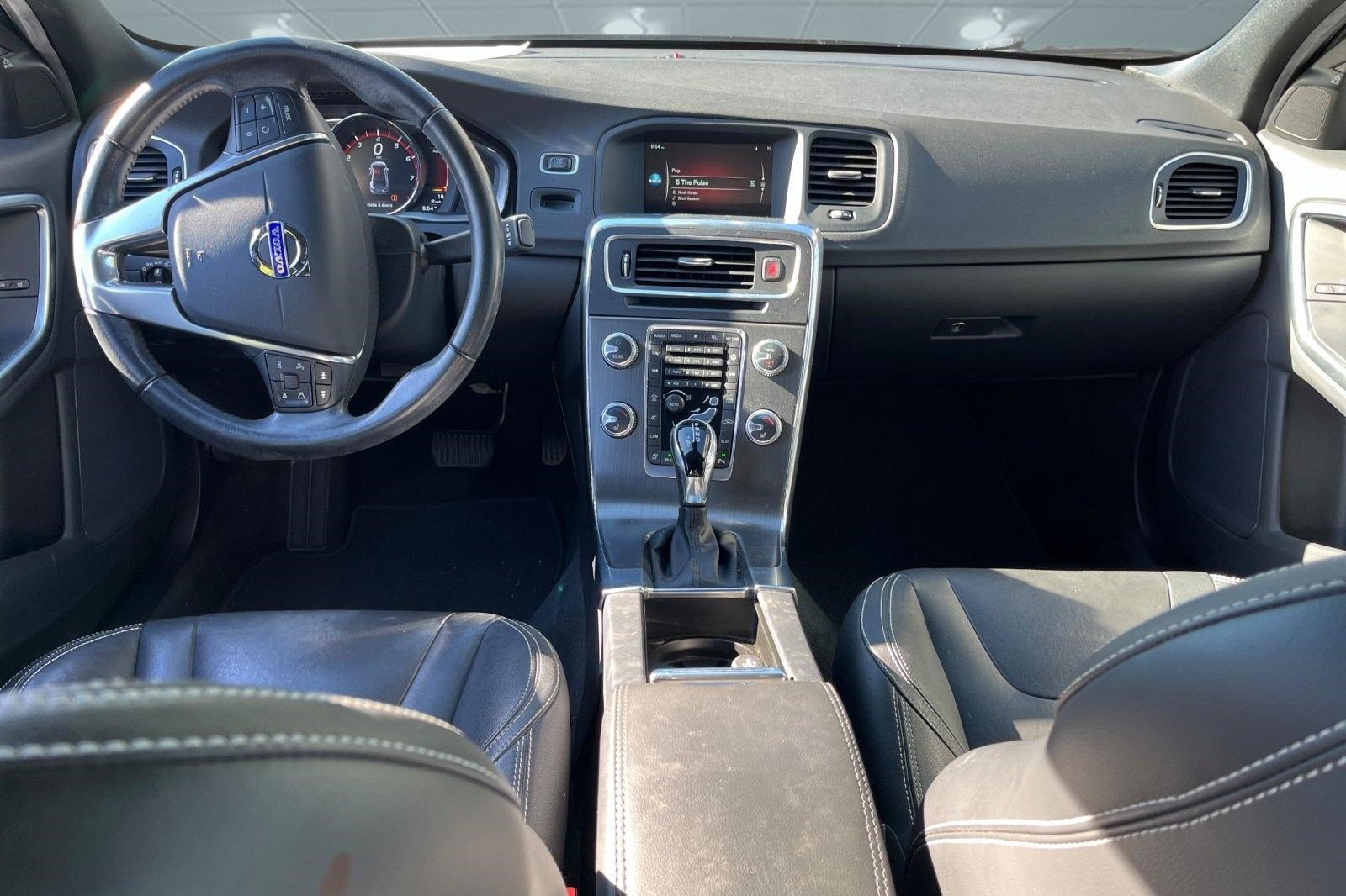 Used 2016 Volvo S60 T5 Premier w/ Convenience Package FWD image 7