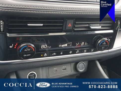 Used 2021 Nissan Rogue SV w/ Premium Package AWD/4WD image 16