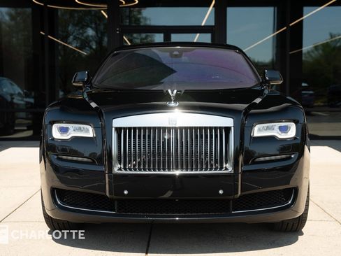 Used 2016 Rolls-Royce Ghost image 4
