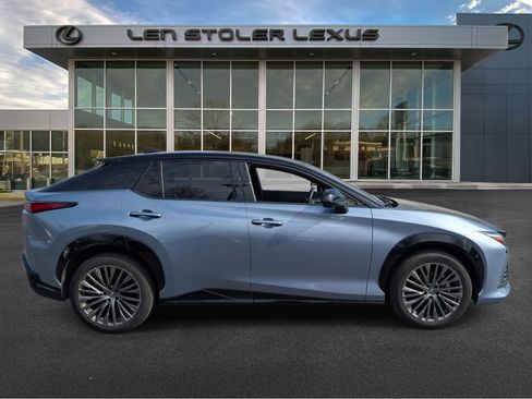 Used 2023 Lexus RZ 450e Premium w/ Accessory Package (Z1) image 2