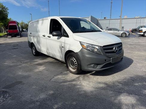 Used 2016 Mercedes-Benz Metris w/ Eco Stop/Start Package image 16