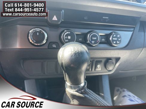 Used 2019 Toyota Tacoma TRD Off-Road image 23