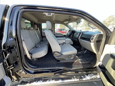 Used 2017 Ford F150 XLT w/ Equipment Group 301A Mid image 22