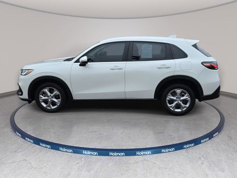 Certified 2024 Honda HR-V LX image 9