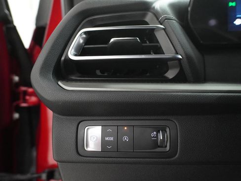 Used 2024 Chevrolet Traverse LT w/ Midnight/Sport Edition image 20