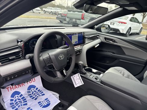 New 2026 Toyota Camry SE image 15