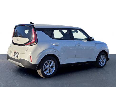 New 2025 Kia Soul LX image 7