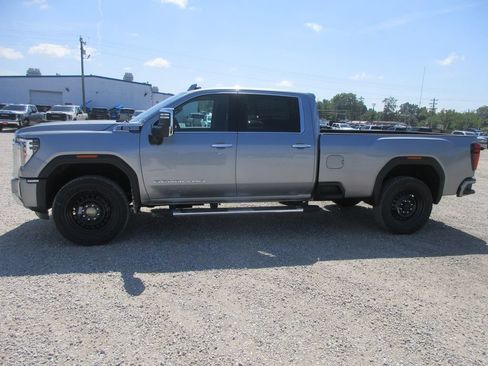 New 2026 GMC Sierra 2500 Denali w/ Denali Reserve Package AWD/4WD image 9