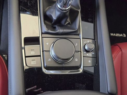 New 2026 MAZDA MAZDA3 2.5 S Hatchback w/ Premium Pkg image 27