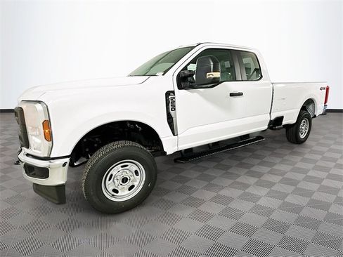 New 2026 Ford F250 XL w/ XL Chrome Package image 23