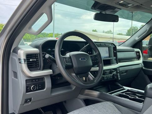 Used 2023 Ford F350 XLT w/ Camper Package AWD/4WD image 12