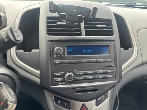 Used 2015 Chevrolet Sonic LS FWD image 9