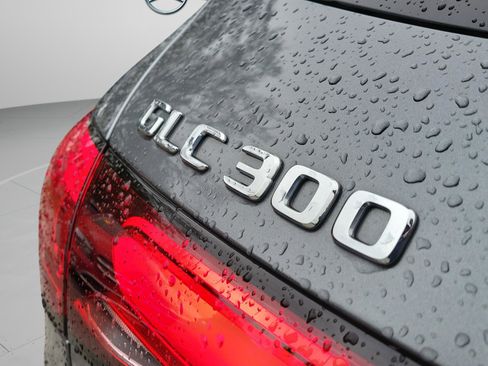 Certified 2023 Mercedes-Benz GLC 300 4MATIC image 6
