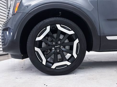 Used 2023 Kia Telluride S AWD/4WD image 16