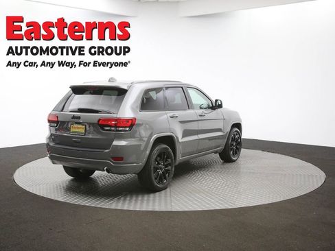 Used 2020 Jeep Grand Cherokee Altitude image 40