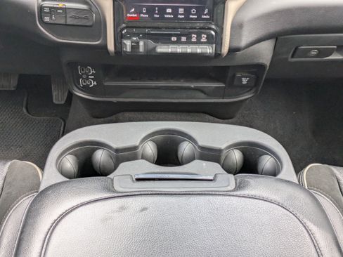 Used 2024 RAM 2500 Laramie image 17