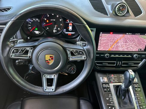 Used 2021 Porsche Macan GTS AWD/4WD image 32