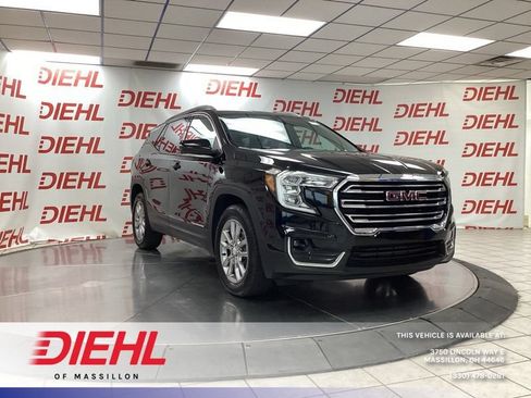 Used 2022 GMC Terrain SLT AWD/4WD image 1