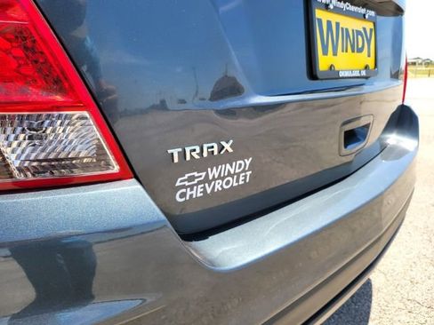 Used 2021 Chevrolet Trax LS w/ Tint and Cruise Package FWD image 23