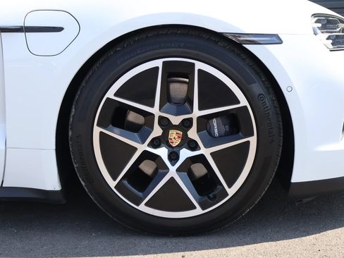Certified 2025 Porsche Taycan RWD image 32