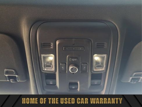 Used 2021 Chevrolet Tahoe Z71 w/ Luxury Package AWD/4WD image 27
