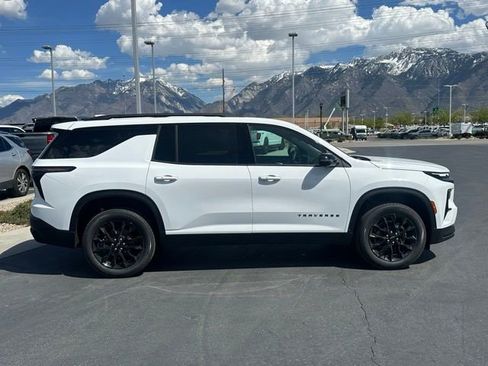 New 2026 Chevrolet Traverse LT w/ Midnight/Sport Edition AWD/4WD image 26